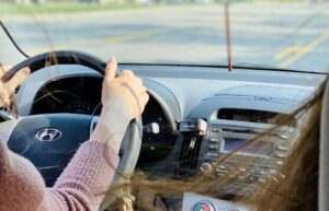 De ce Drivv e diferit față de aplicațiile clasice de ridesharing